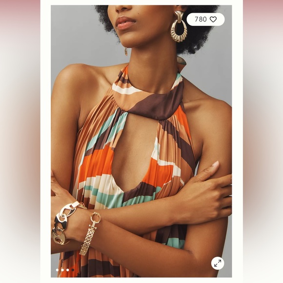 🌟Host Pick🌟 NWT Hutch Halter Pleated Swing Mini Dress - size S - Picture 4 of 5